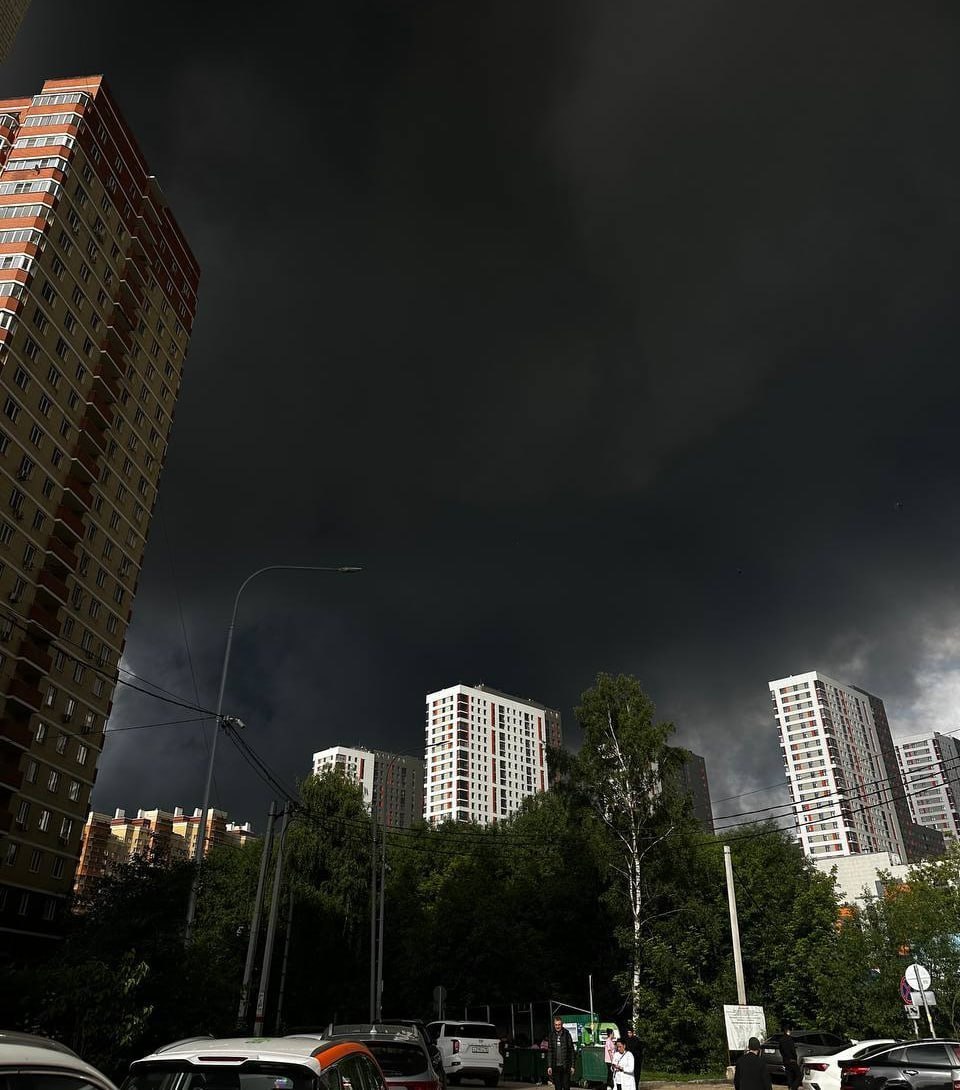 "Вся Москва горит!": все про наслідки масованої атаки на столицю Росії (фото, відео)